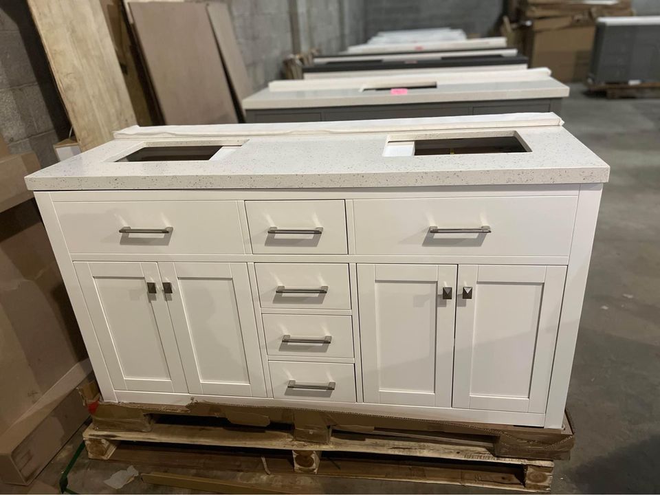 60" Double Bath Vanity in White with White Quartz Top and Square Sink