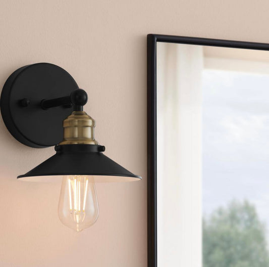 1-Light Black and Brass Wall Sconce Light Fixture with Metal Shade